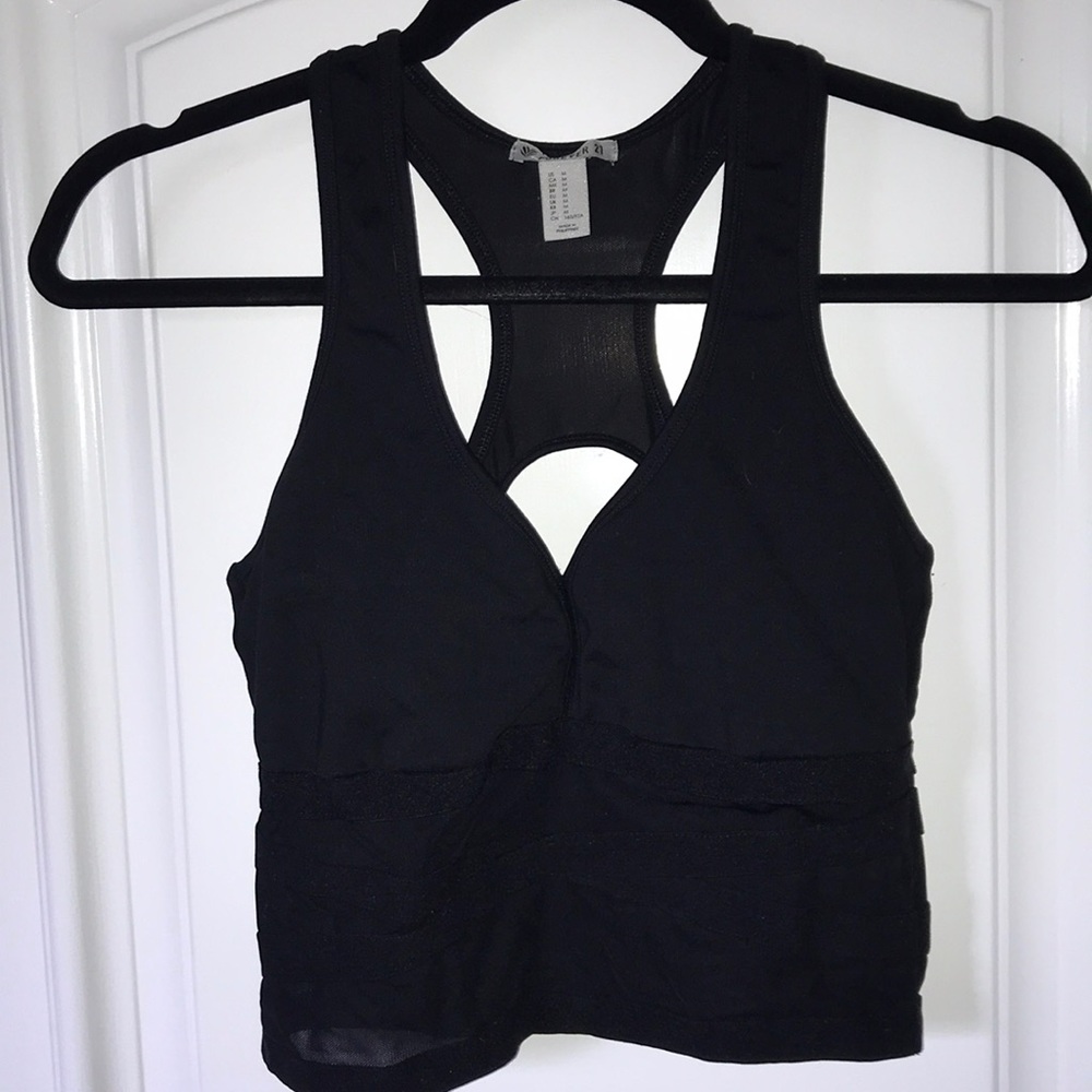 Yoga crop top bra with mesh